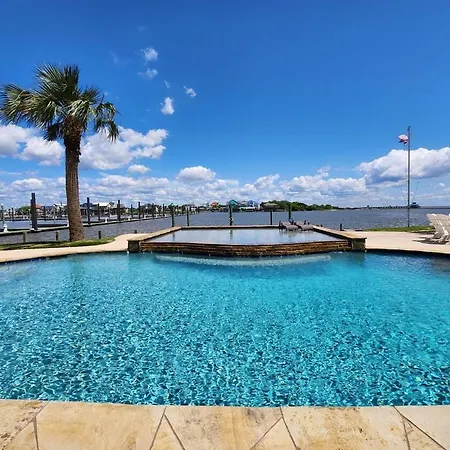 Poolside Island Condo